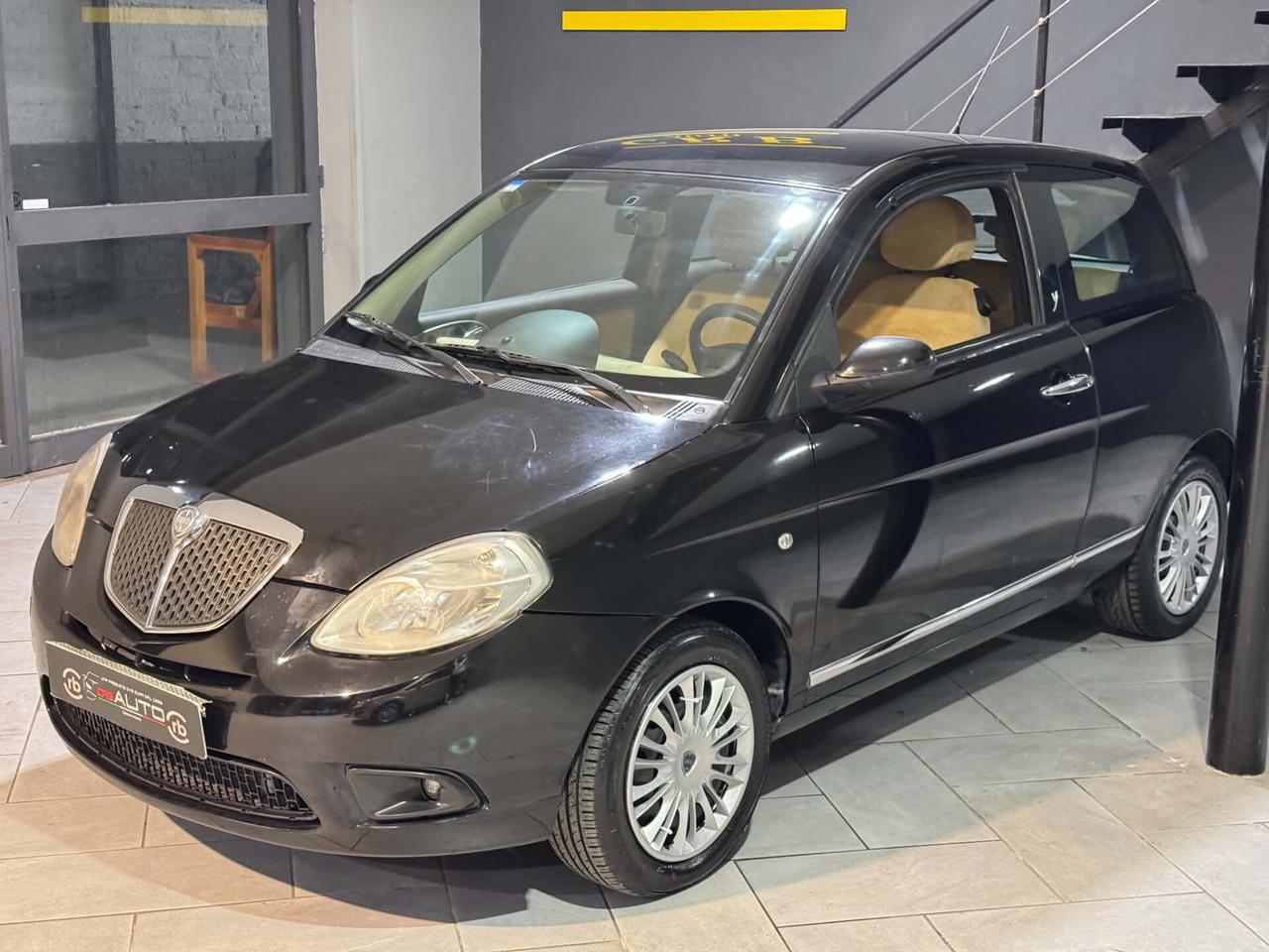 Lancia Ypsilon 1.3 MJT 75 CV Oro GARANZIA12MESI