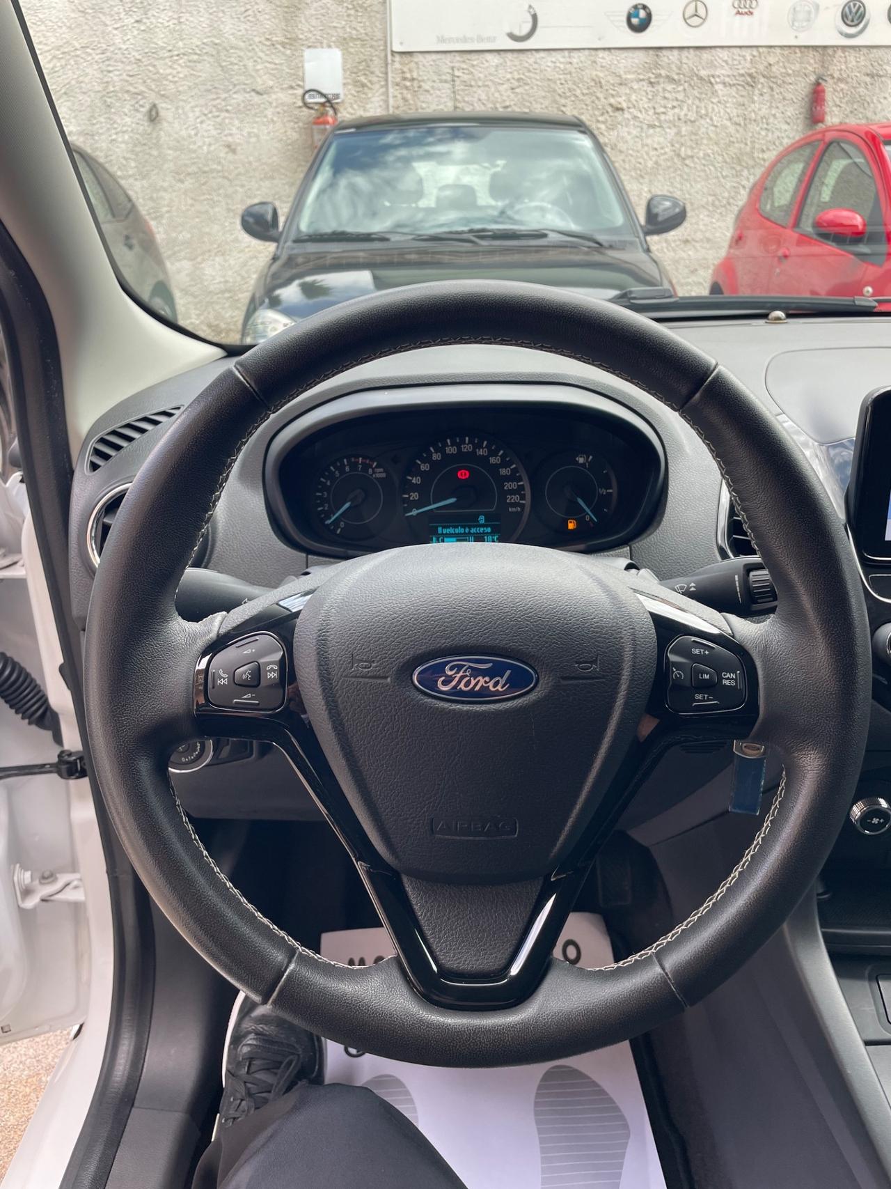 Ford Ka 1.2 85 CV Start&Stop Ultimate Full optional dal nord Italia 50.000 KM