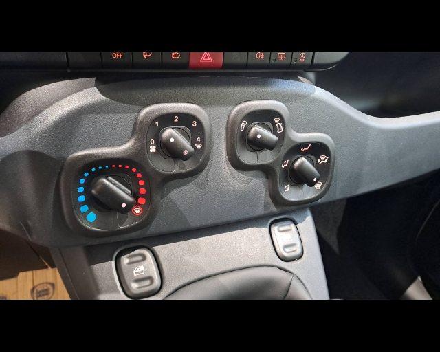 FIAT Panda 1.0 firefly hybrid Icon s&s 70cv 5p.ti