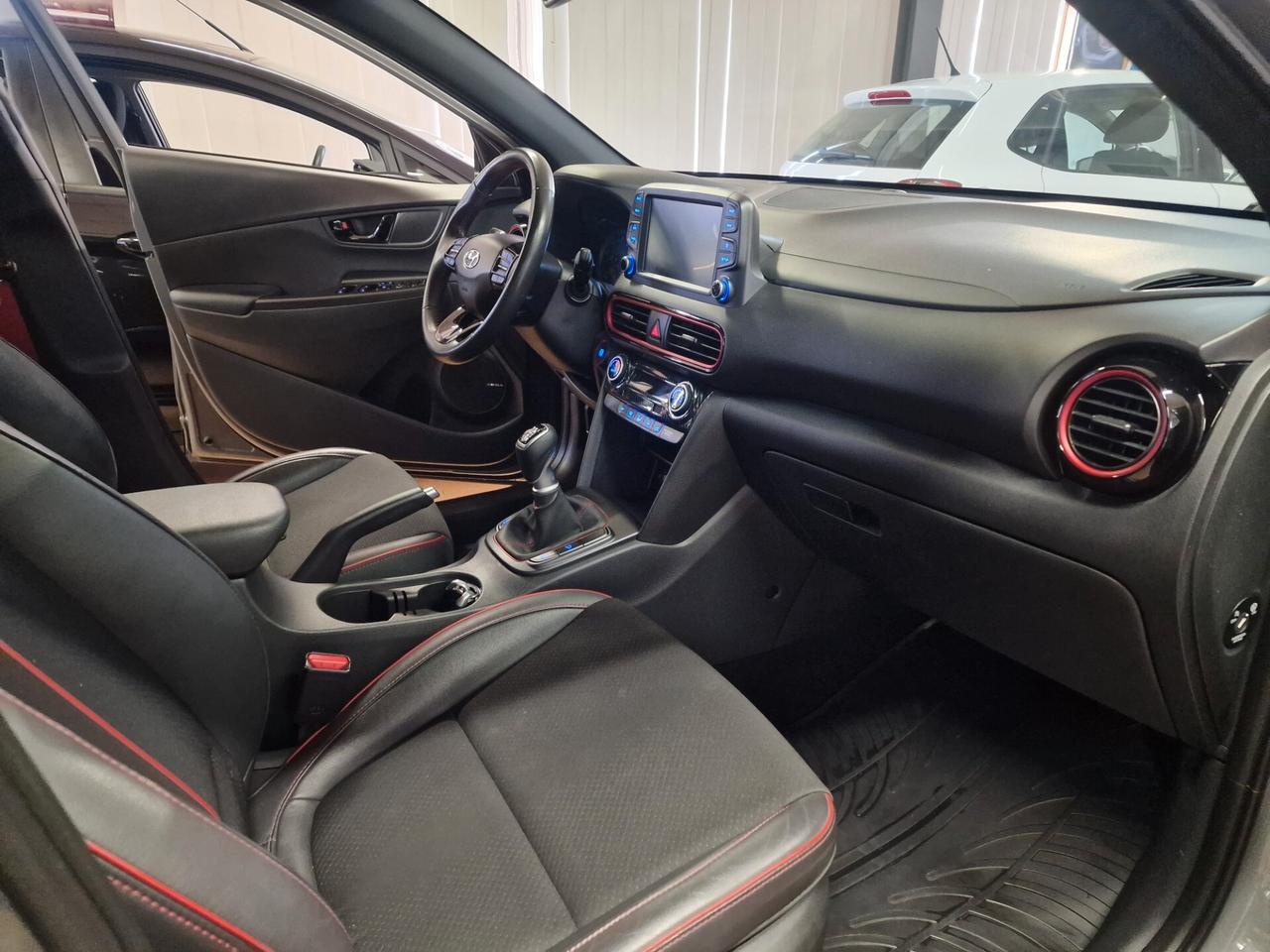 Hyundai Kona 1.6 CRDI 115 CV Exellence, 149 mila chilometri ok neopatentati