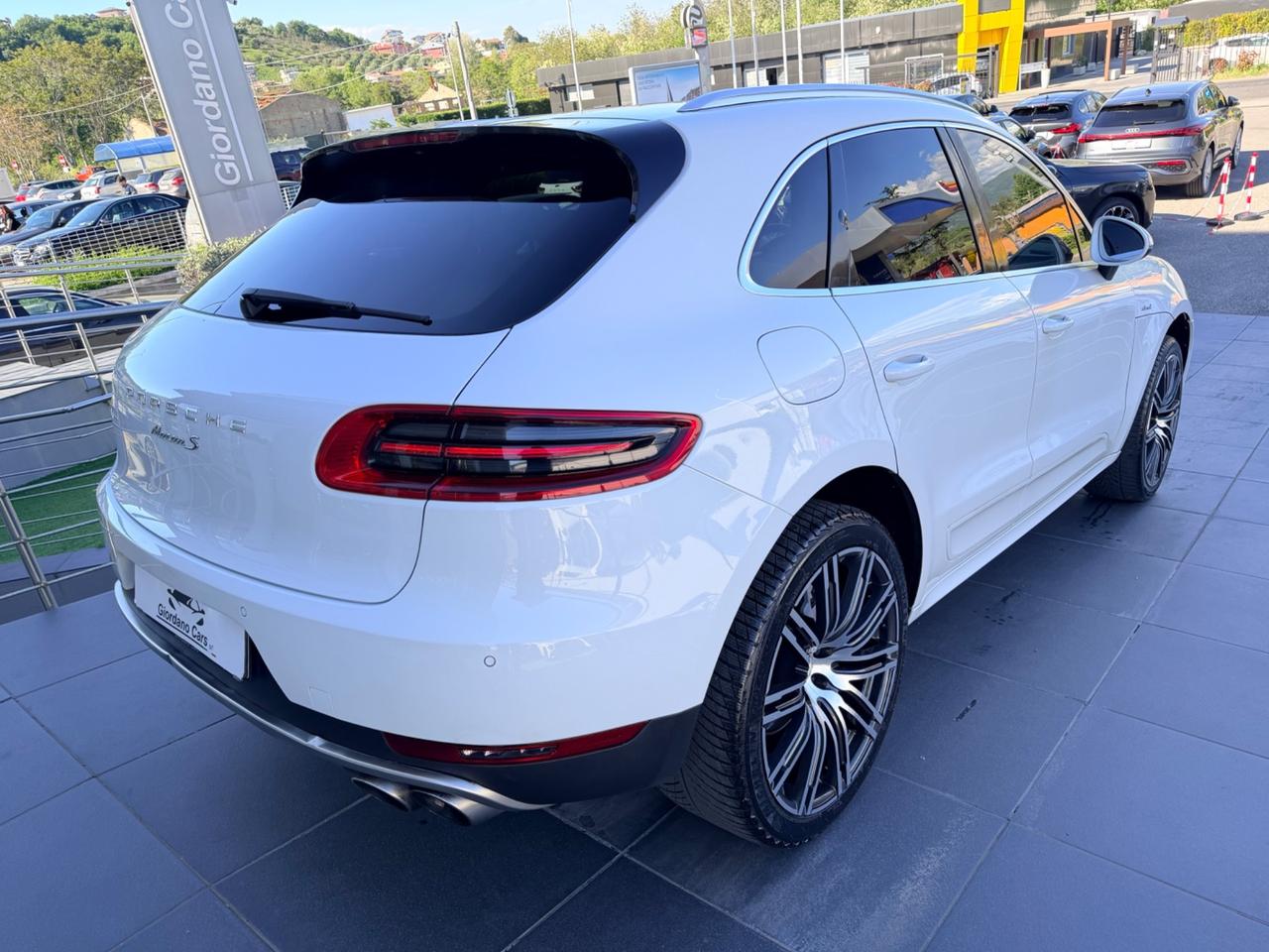 Porsche Macan 3.0 S Diesel white edition pari al nuovo