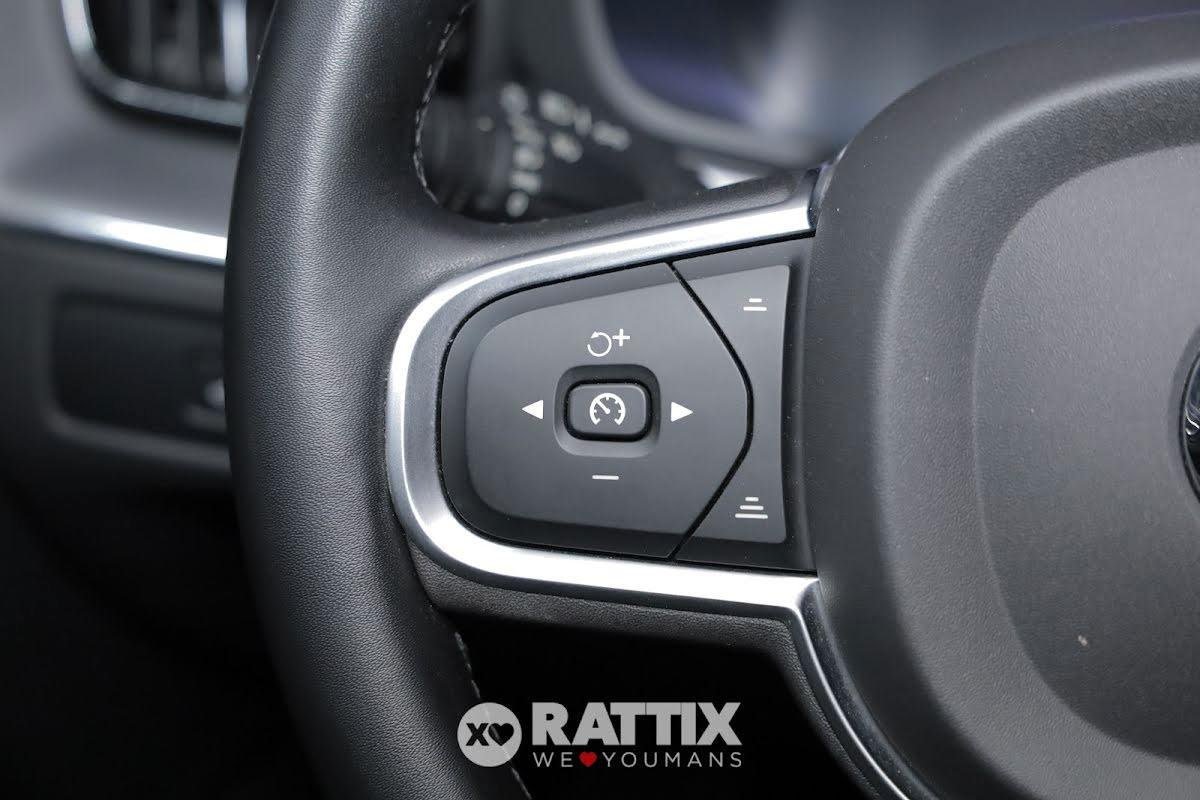 Volvo XC60 2.0 t6 recharge phev obc 3,7kW Core awd auto + tetto apribile