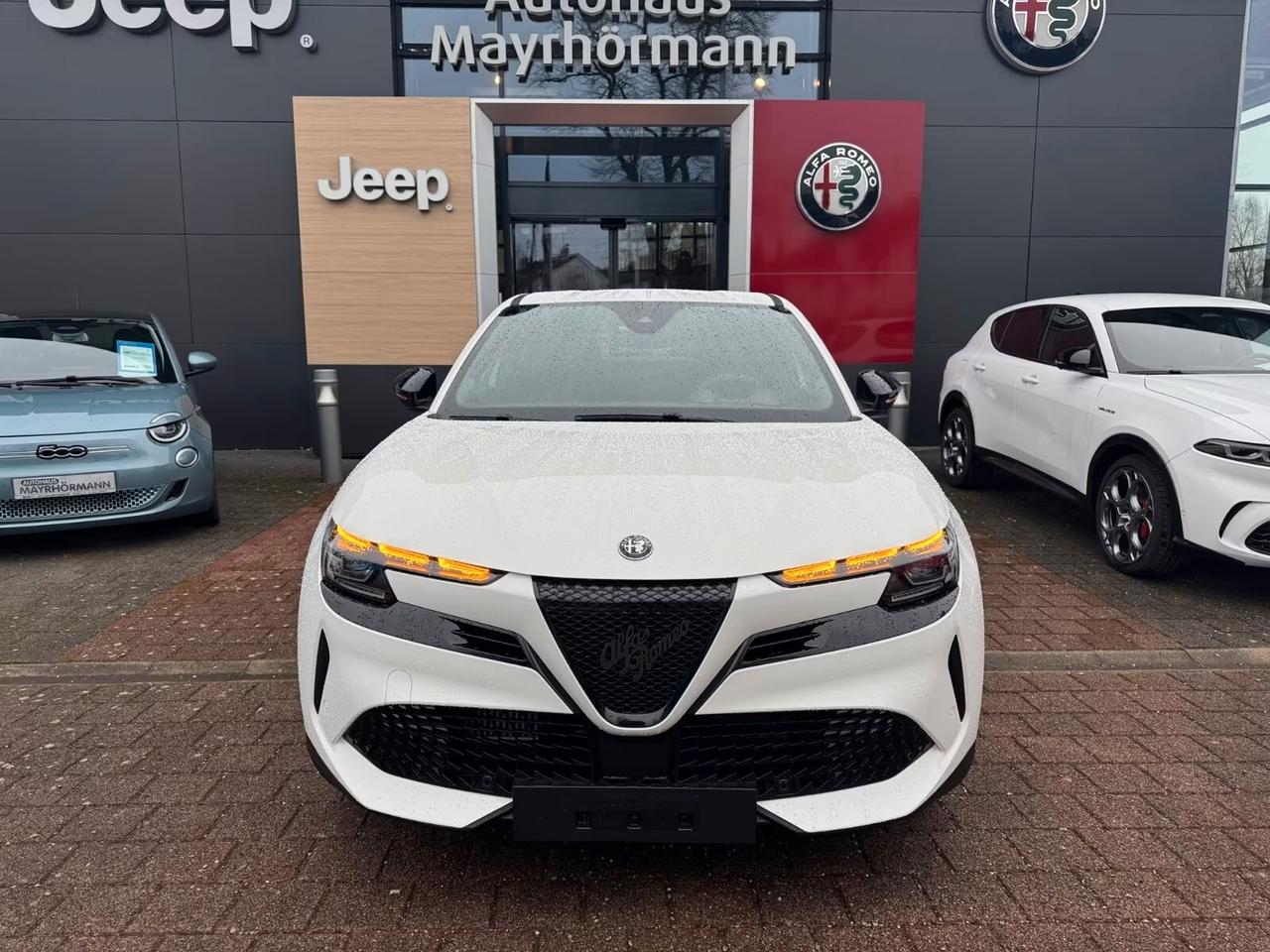Alfa Romeo Junior 1.2 136 CV Hybrid eDCT6