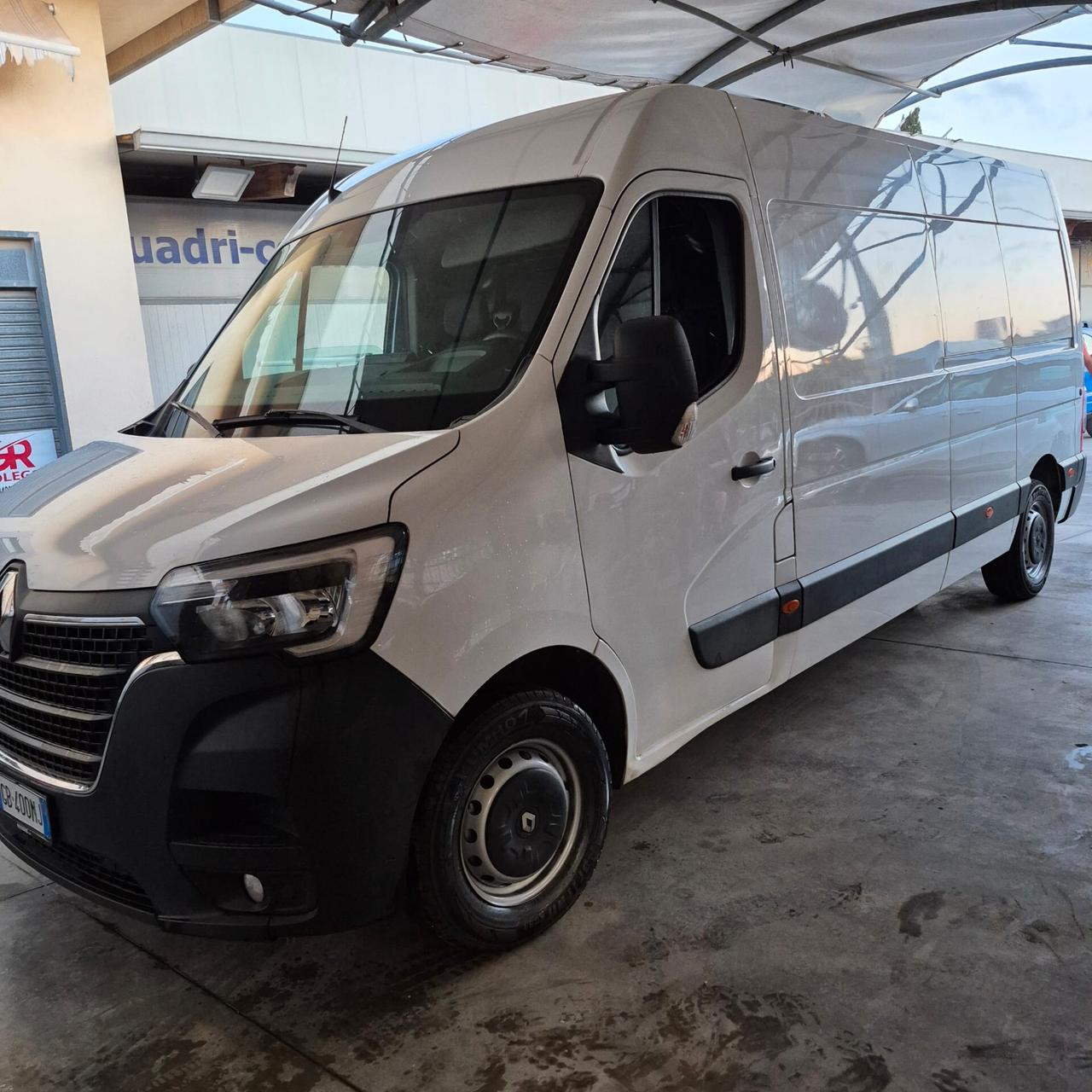 Renault master medio tetto alto