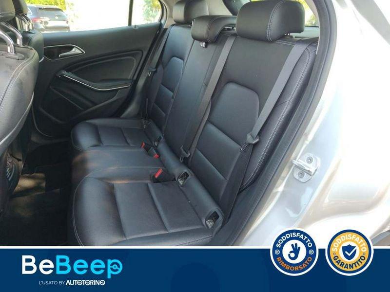Mercedes-Benz GLA 180 D SPORT AUTO