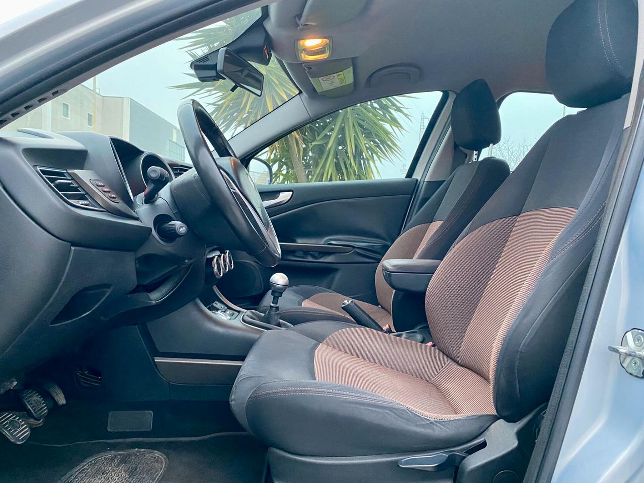 Alfa Romeo Giulietta 1.6 JTDm-2 105 CV Distinctive