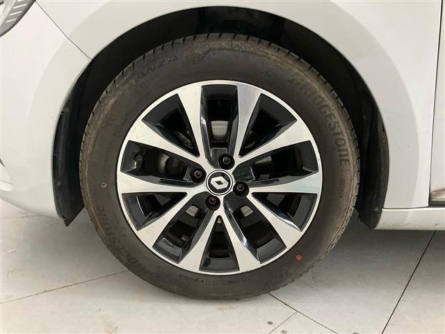 RENAULT Clio 1.0 tce Intens 90cv my21