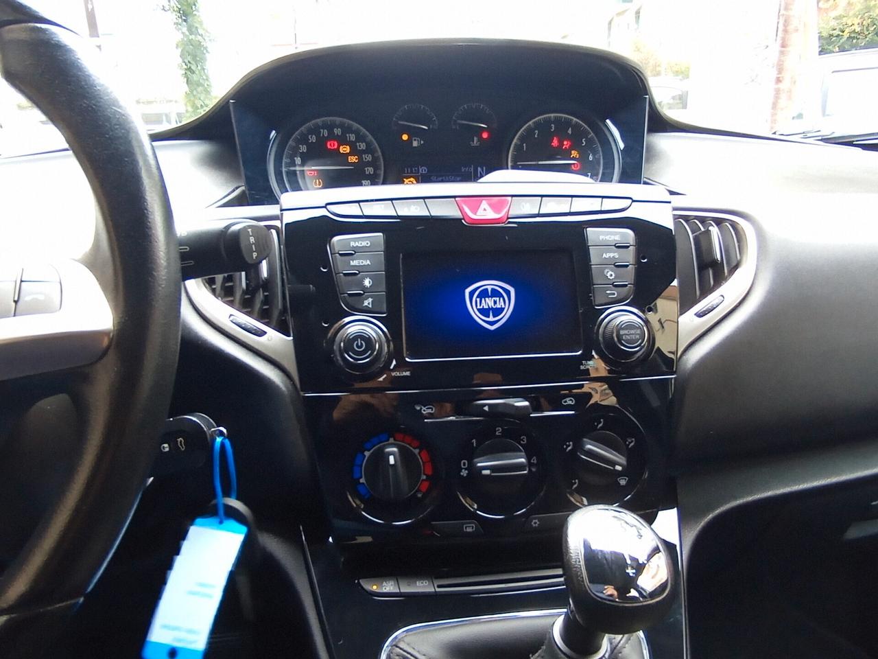 Lancia Ypsilon 0.9 TwinAir Platinum