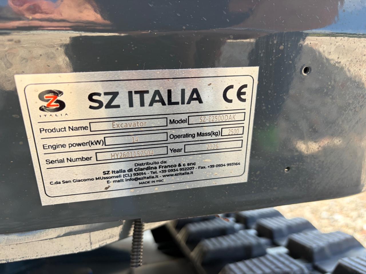 ESCAVATORE SZ 25