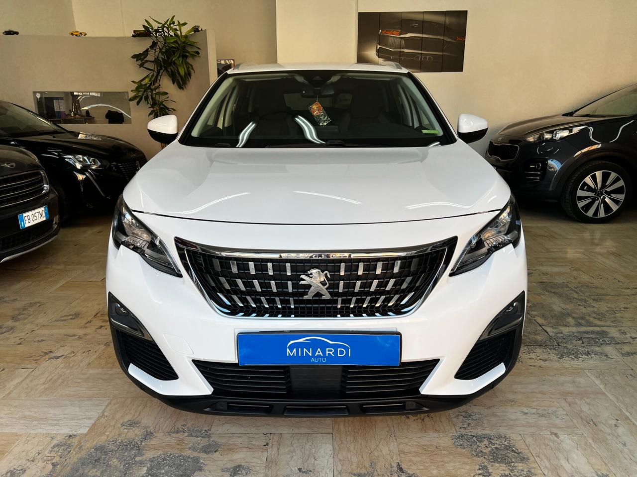 Peugeot 3008 BlueHDi 120 EAT6 S&S Business