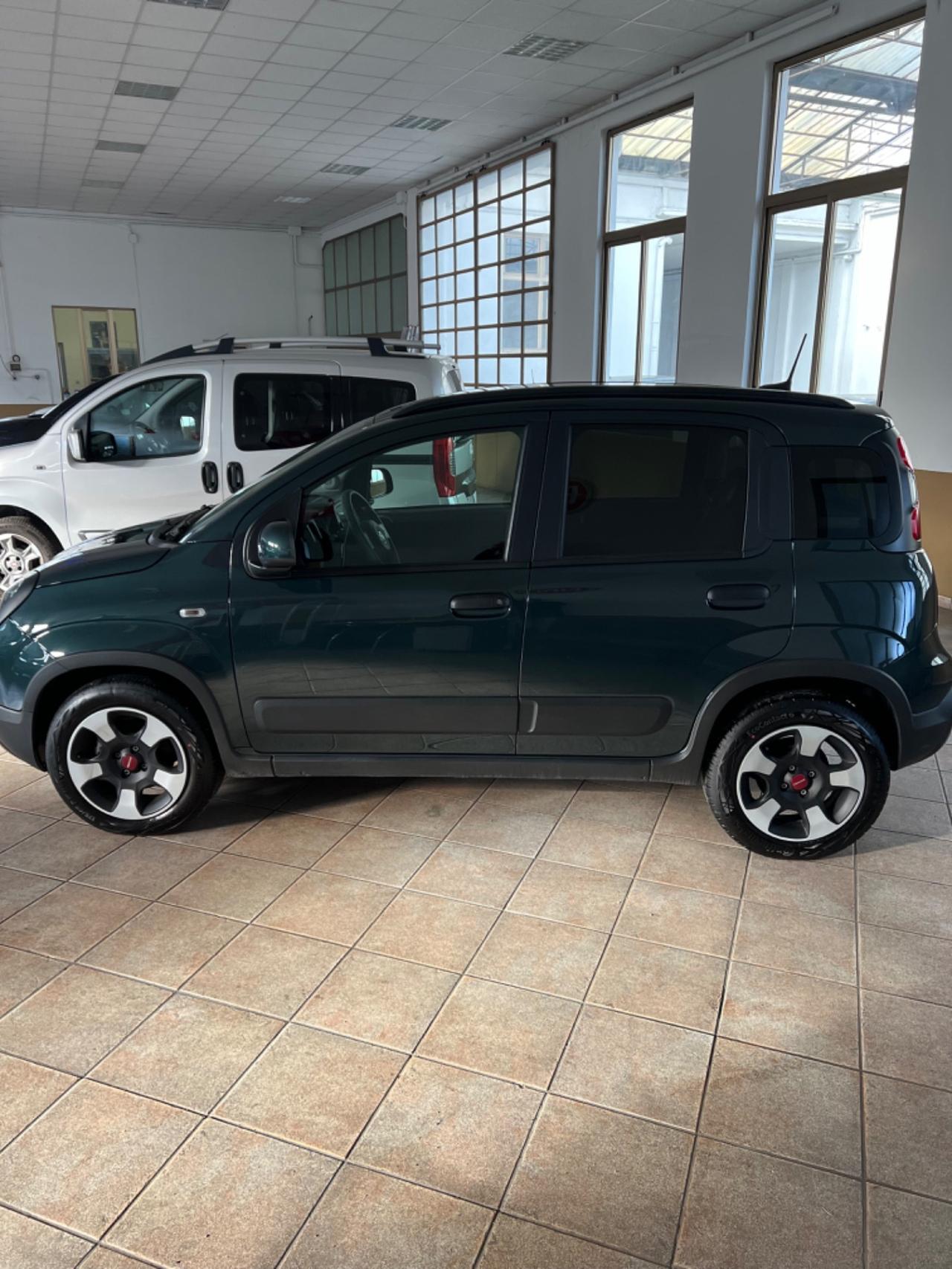 Fiat Panda 1.0 FireFly S&S Hybrid City Cross