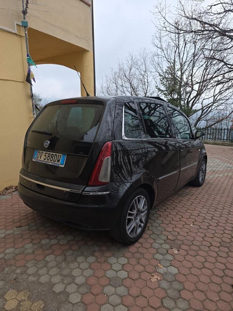 Lancia MUSA 1.6 Multijet Poltrona Frau