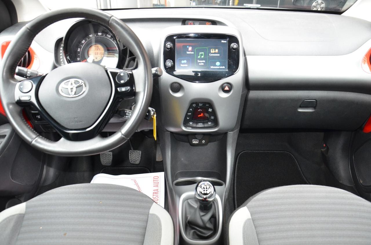 Toyota Aygo 1.0 VVT-i 72 CV 5 porte x-clusiv