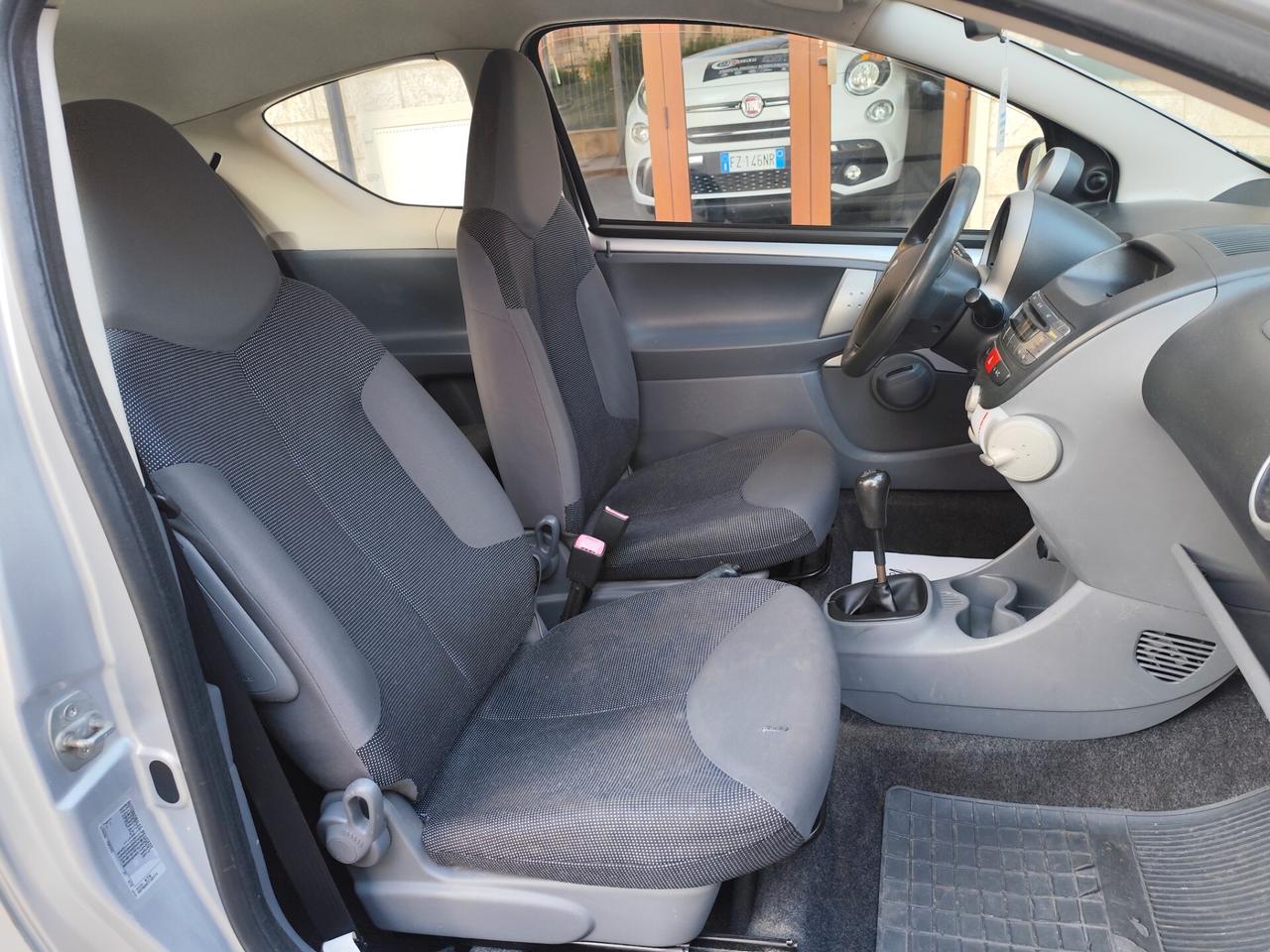 Peugeot 107 1.0 BENZINA 68CV 3p
