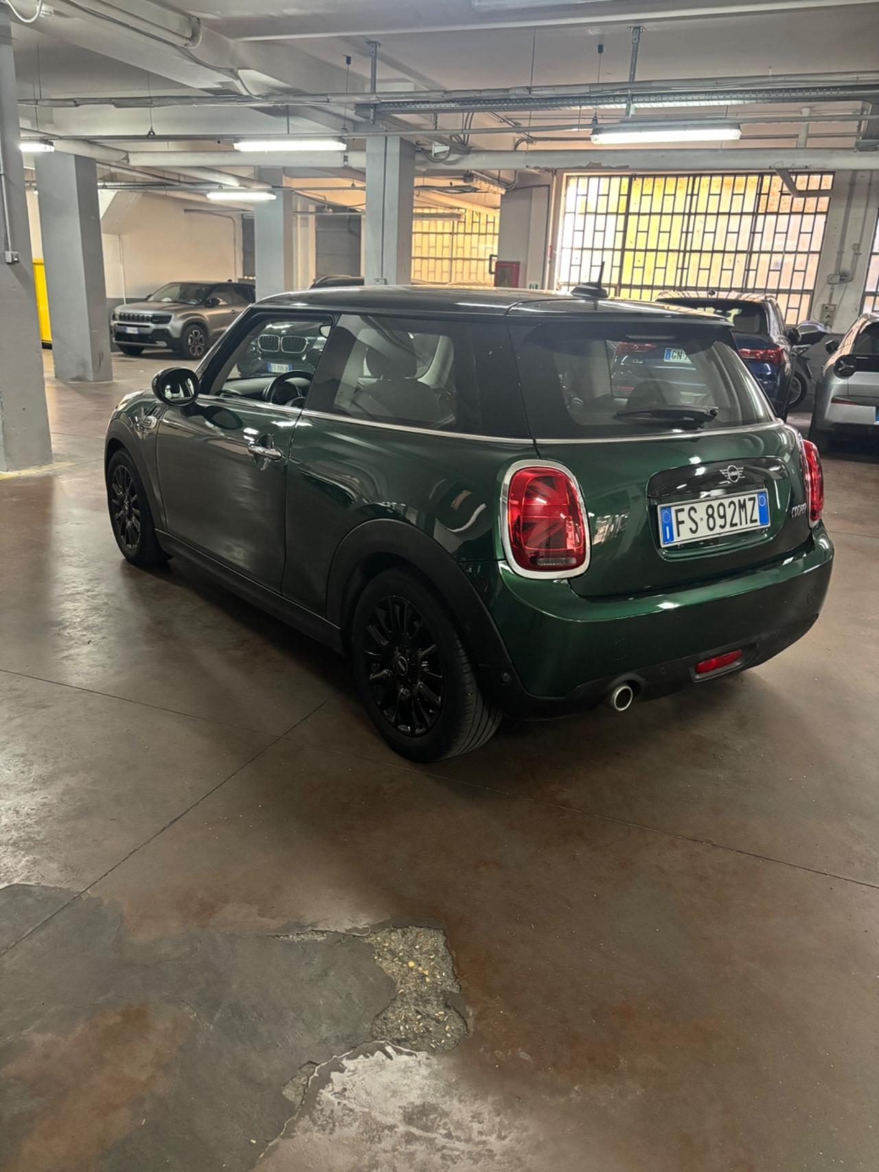 Mini 1.5 Cooper benzina Baker Street 136 cv