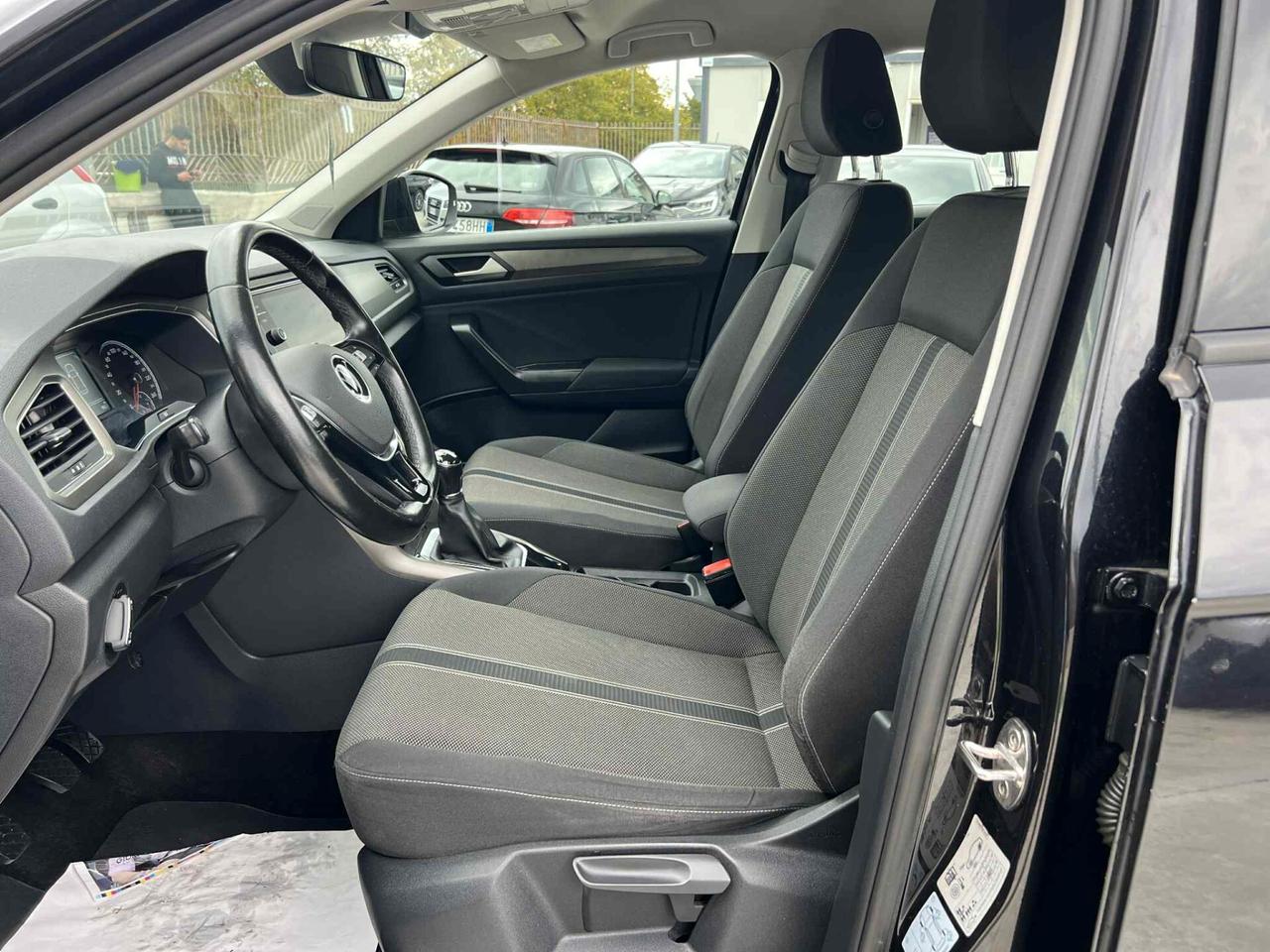 Volkswagen T-Roc 2.0 TDI 116Cv 6M -NAVI-CARPLAY