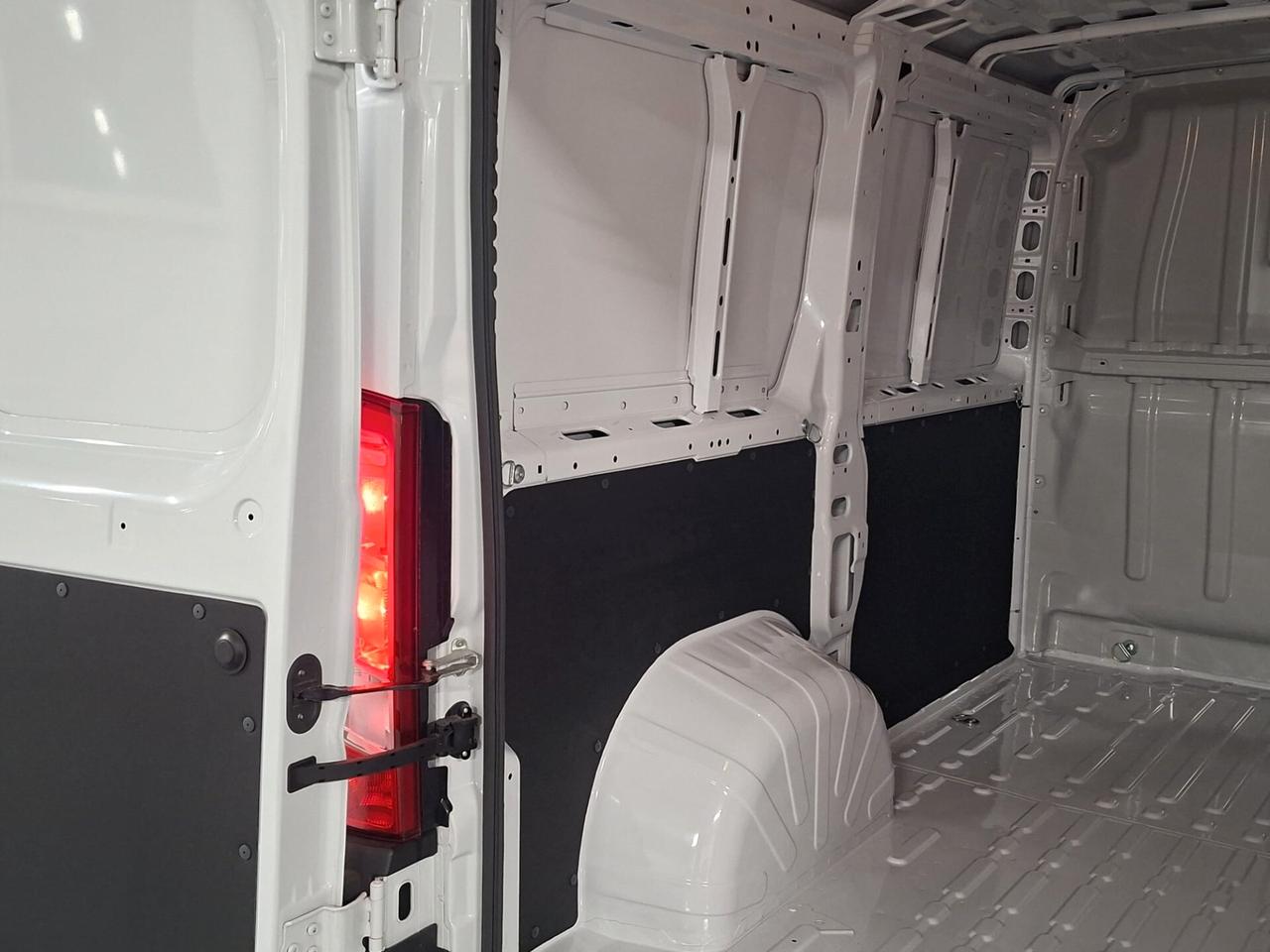 Citroen Jumper 30 2.2 BlueHDi 120CV L1H1 Furgone Km.0