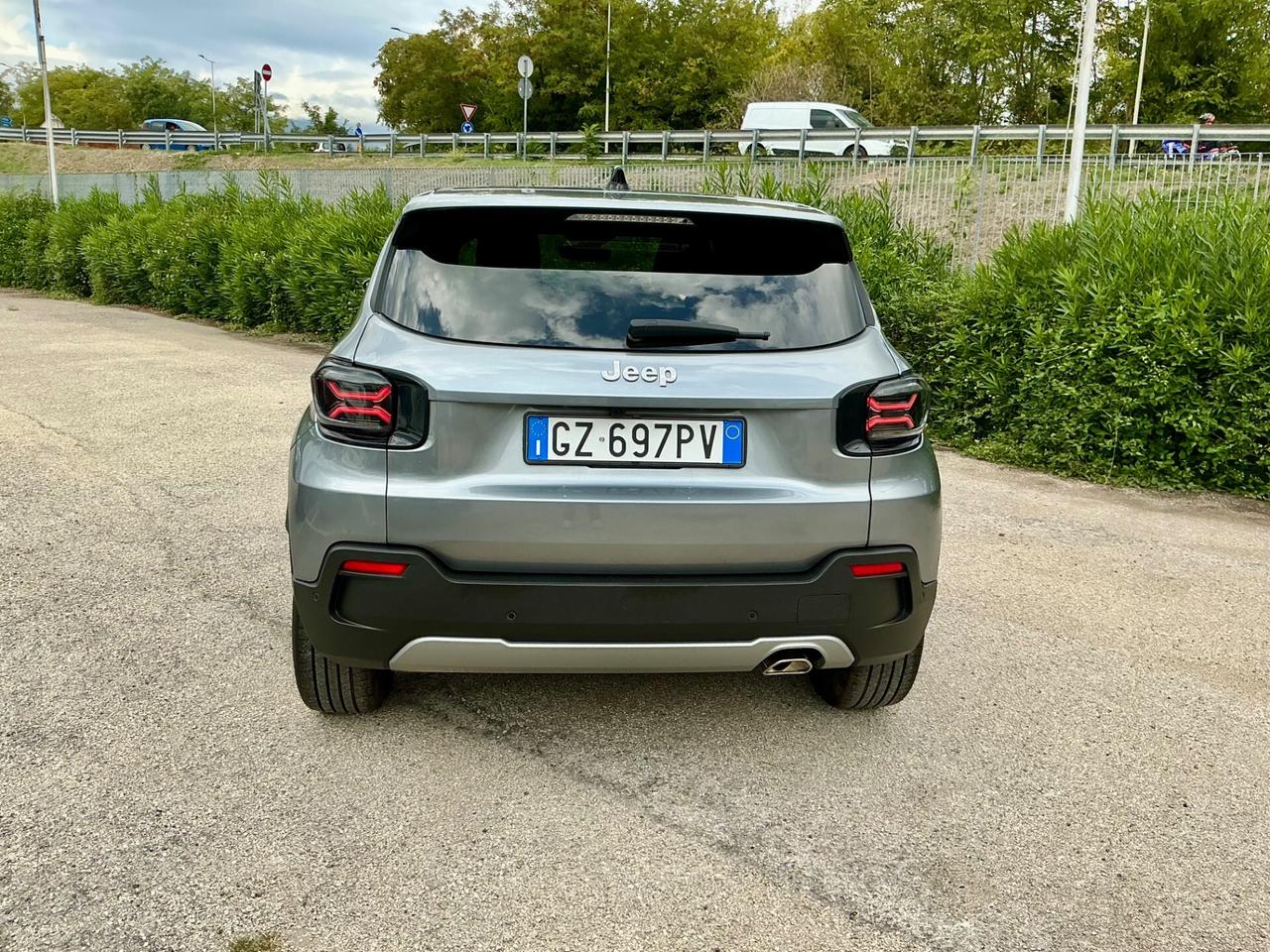 Jeep Avenger 1.2 Turbo 100 CV Summit