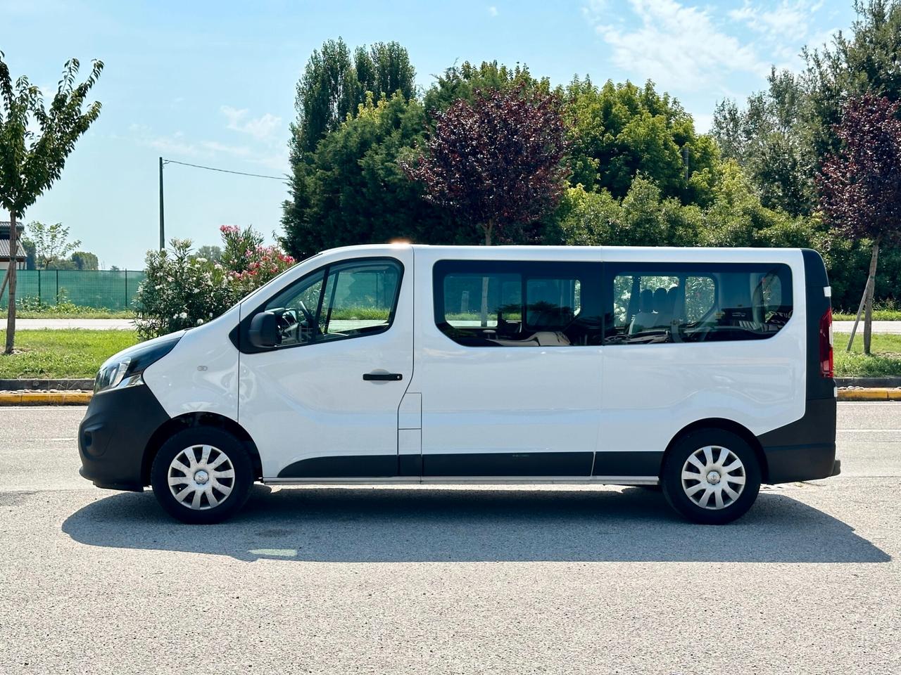 Opel Vivaro 29 1.6 BiTurbo 9 POSTI EcoFLEX PL-TN Combi