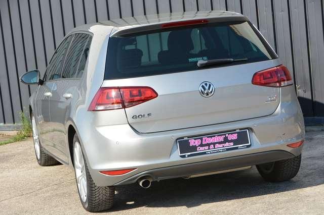 Volkswagen Golf 5p 1.6 tdi Highline Bluemotion