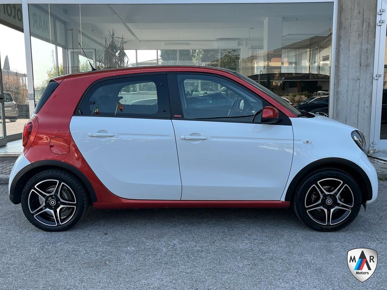 Smart ForFour 70 1.0 twinamic Prime aut.
