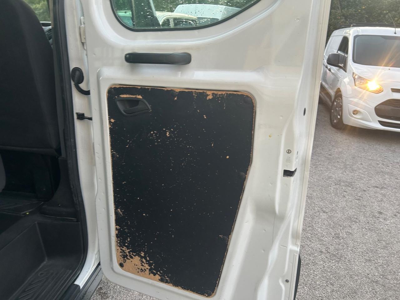 Ford Transit 350 2.0TDCi 130CV Doppia Cabina Cassone Fisso