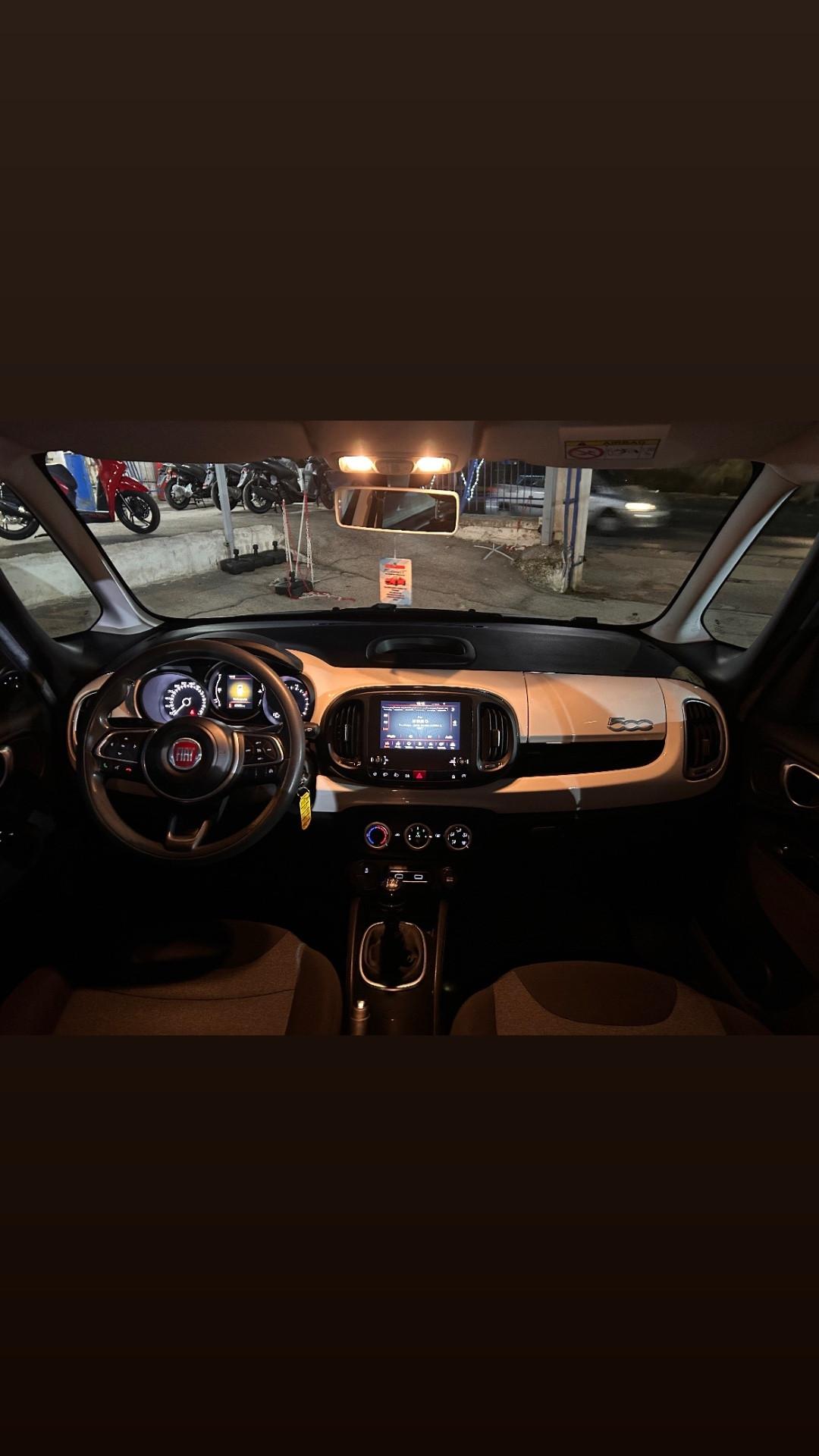 Fiat 500L Wagon 1.3 Multijet 95 CV Mirror