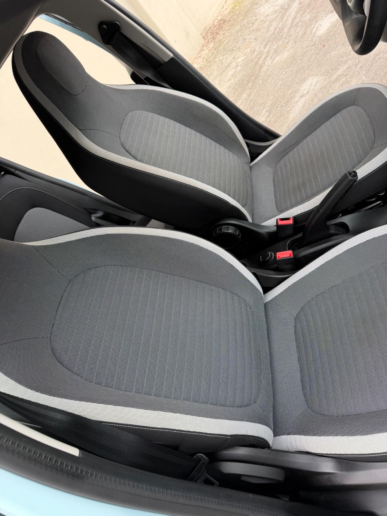 Renault Twingo SCe 65 CV Duel ok neopatentati