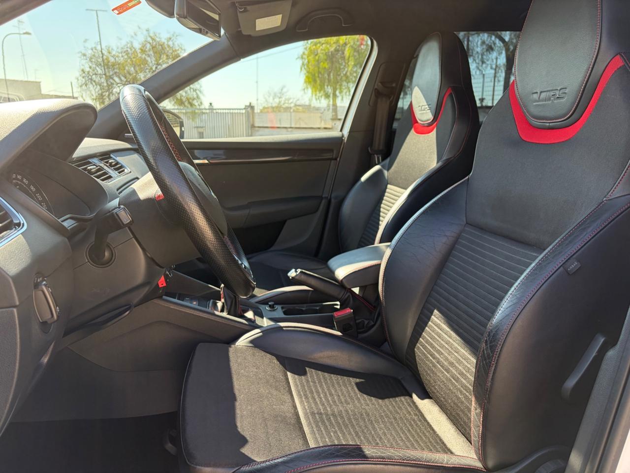 Skoda Octavia 2.0 TDI Wagon RS - 2013 “Bellissima”