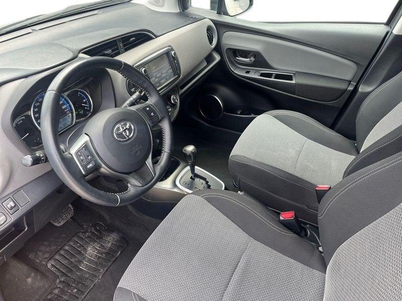 Toyota Yaris Yaris 5p 1.5h Active my16