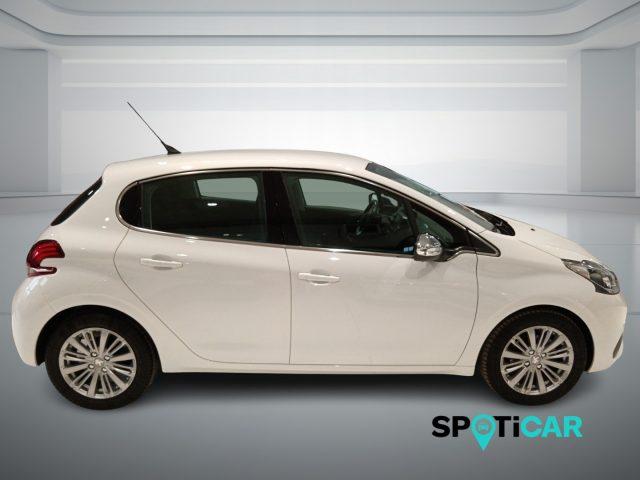 PEUGEOT 208 1° serie PureTech 82 5 porte Allure