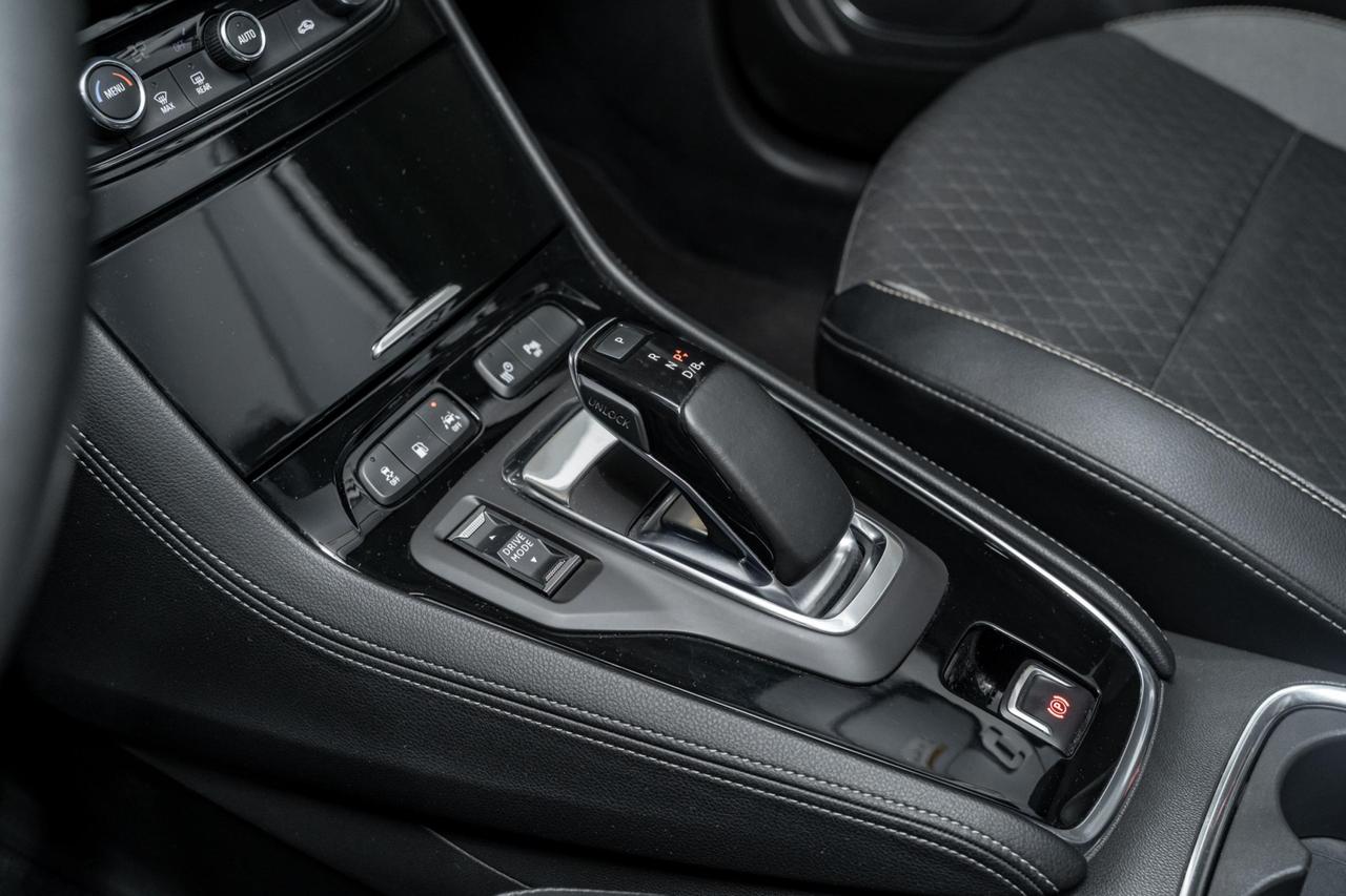 Opel Grandland X 1.6 phev Elegance fwd auto