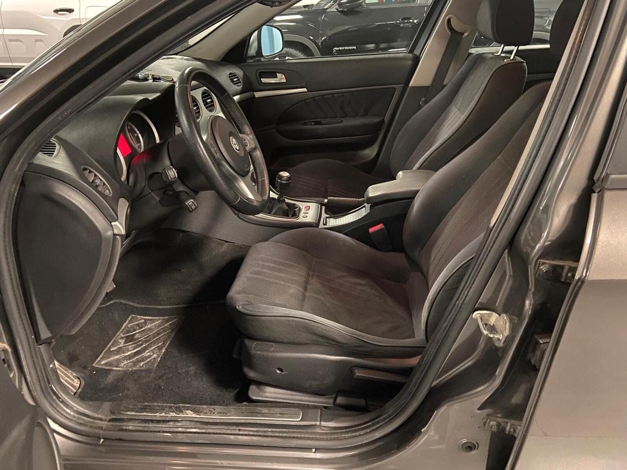 Alfa Romeo 159 2.0 JTDm Distinctive