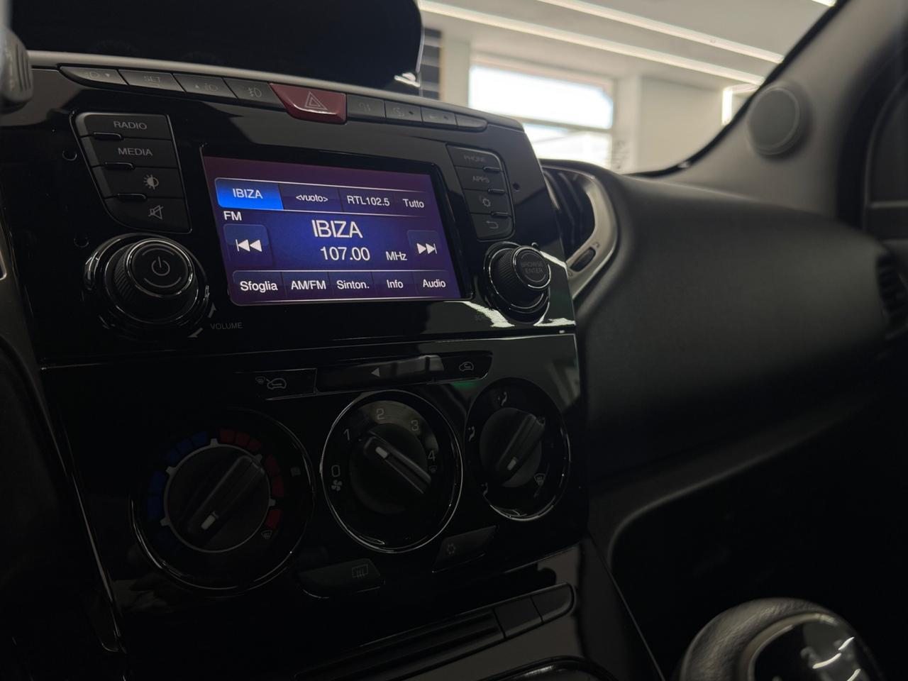 Lancia Ypsilon 1.3 MJT Platinum Full Opt