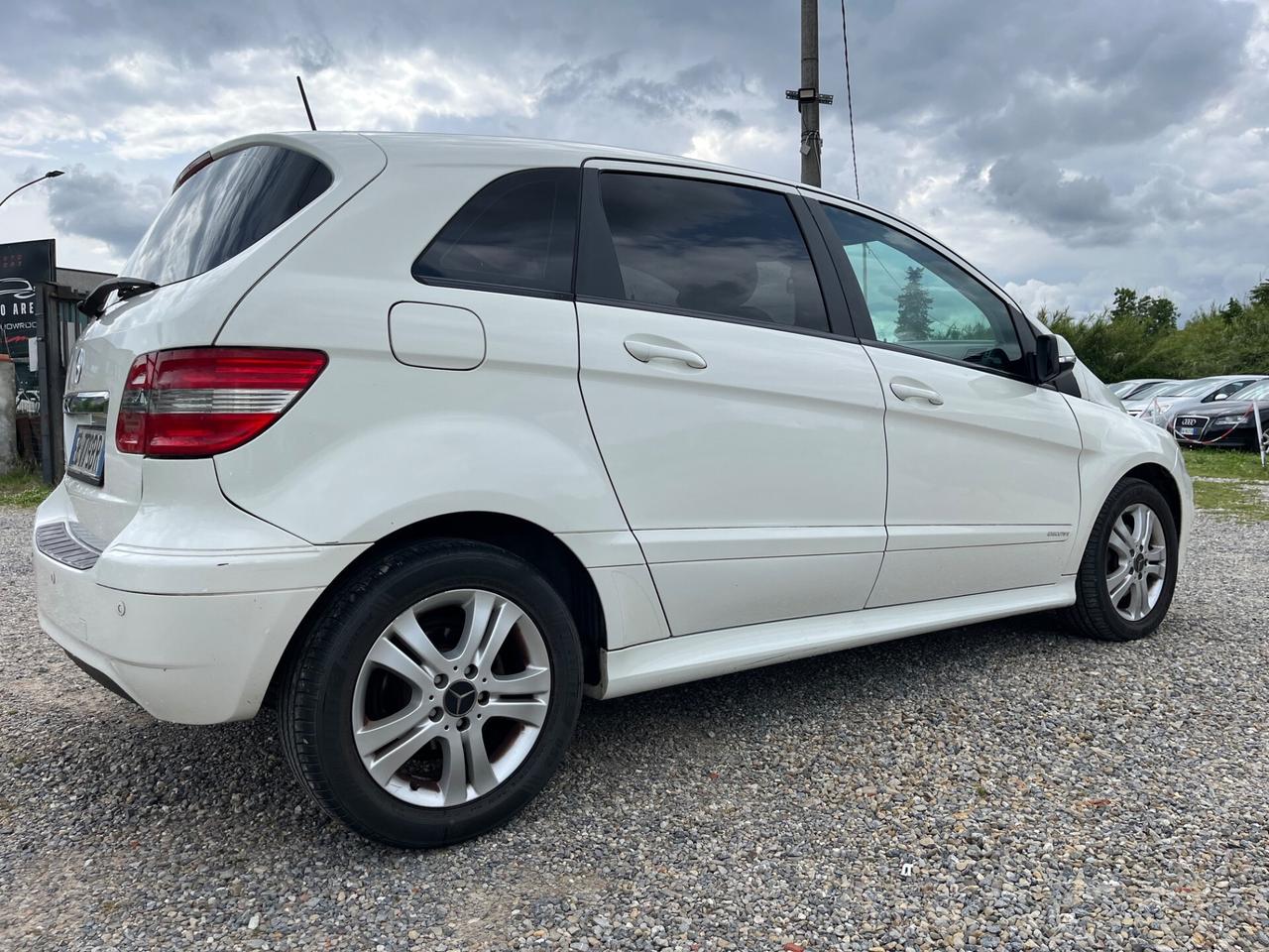 Mercedes-benz B 180 CDI Premium automatica