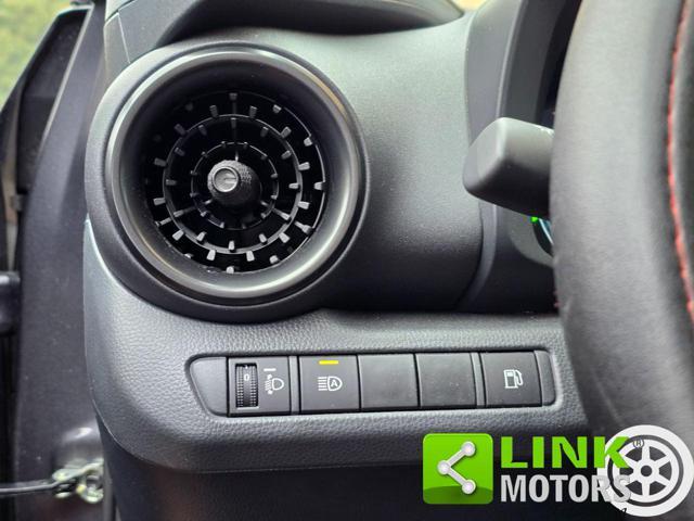 TOYOTA C-HR 1.8 HV 140CV Hybrid Active