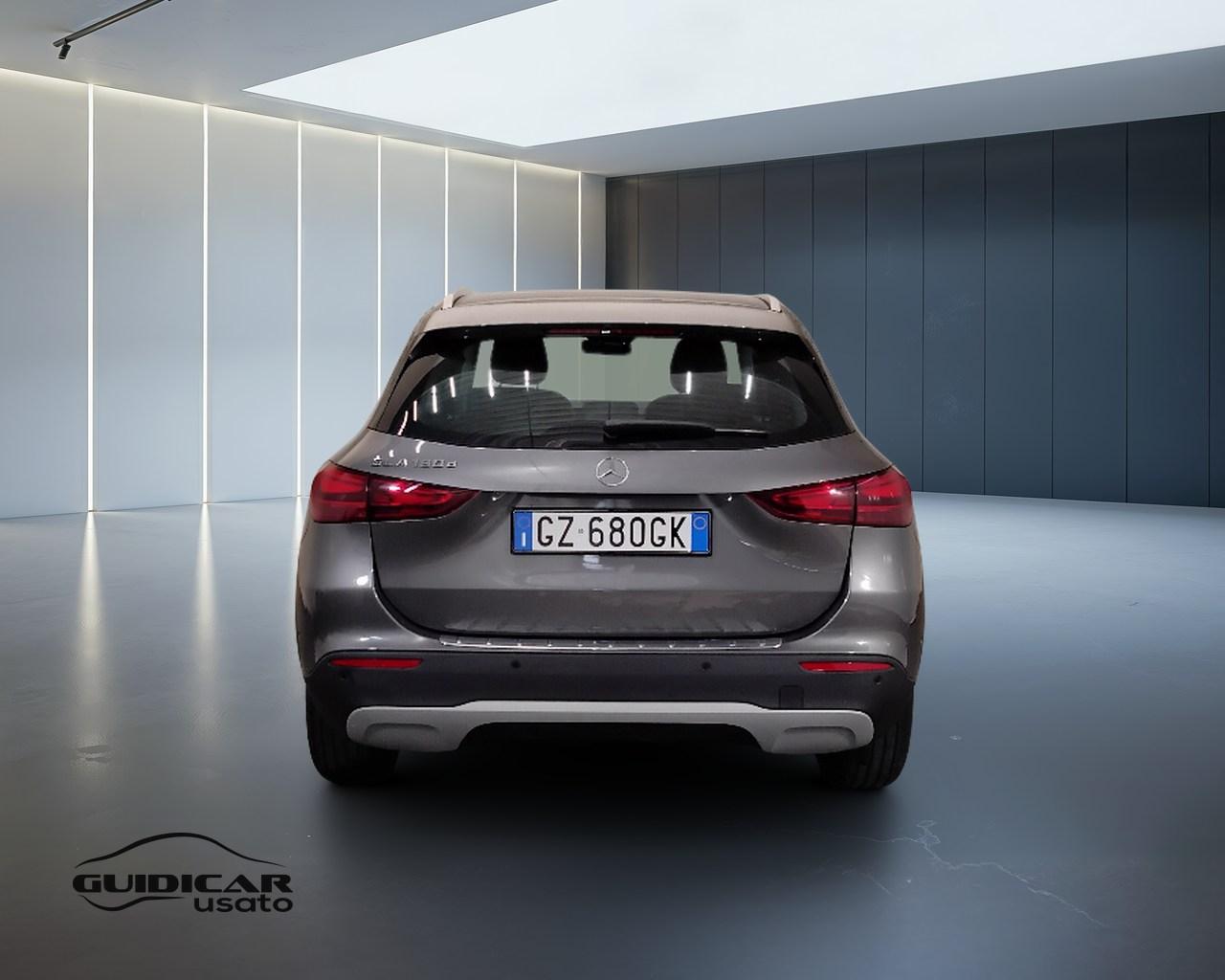 Mercedes-Benz GLA-H247 2023 - GLA 180 d Advanced auto