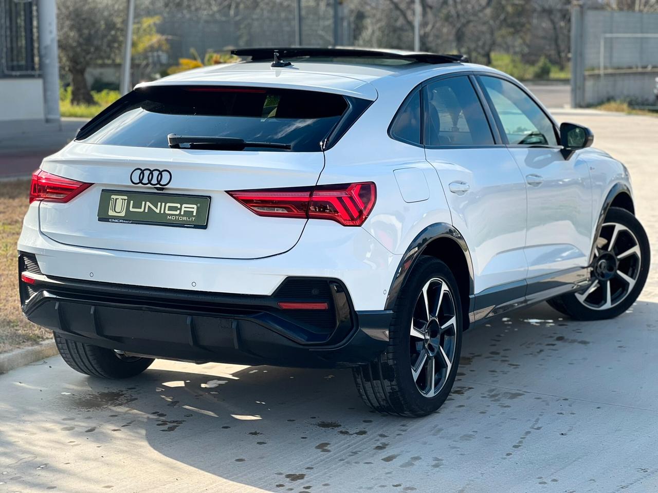 Audi Q3 Sportback 35 2.0 tdi 150cv S line S-tronic