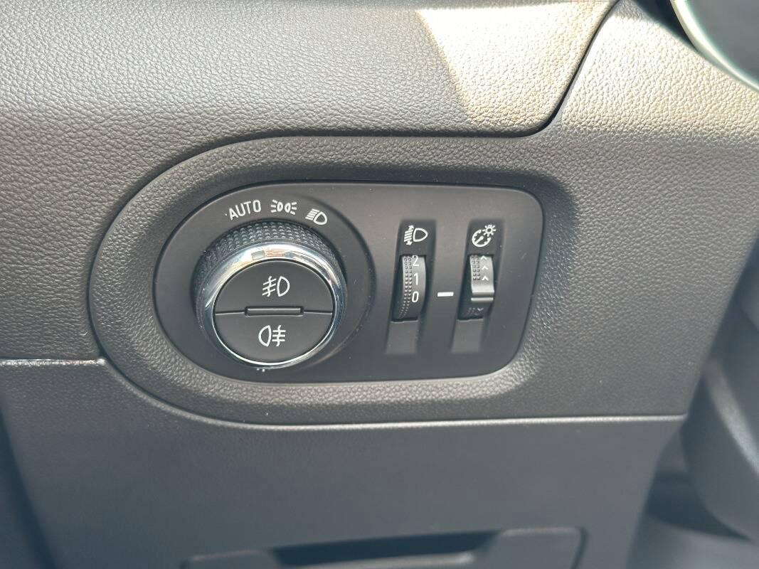 Opel Grandland X 1.6 phev Design Line AUTOMATICA e TELECAM