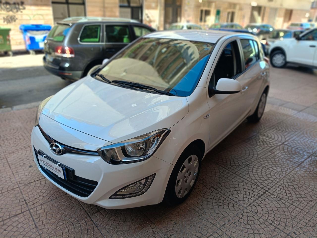 Hyundai i20 1.1 CRDi 5p.-NEOPATENTATI-Euro 7990