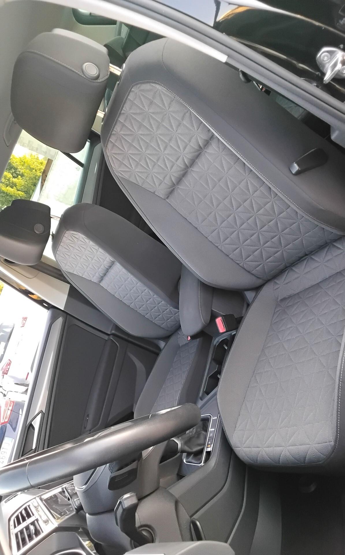 Volkswagen Tiguan 2.0 TDI 150 CV SCR DSG Elegance