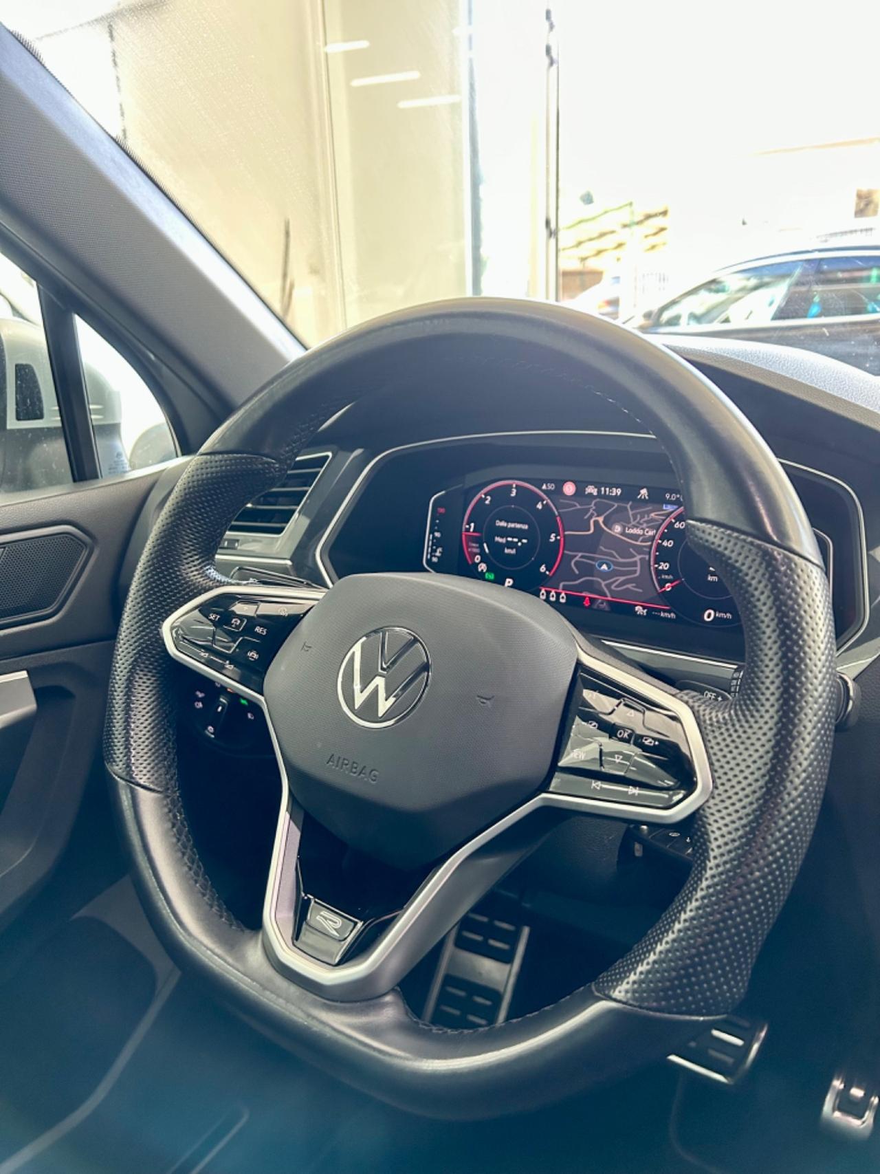 VW Tiguan 2.0 150 CV DSG R-Line FINANZIABILE