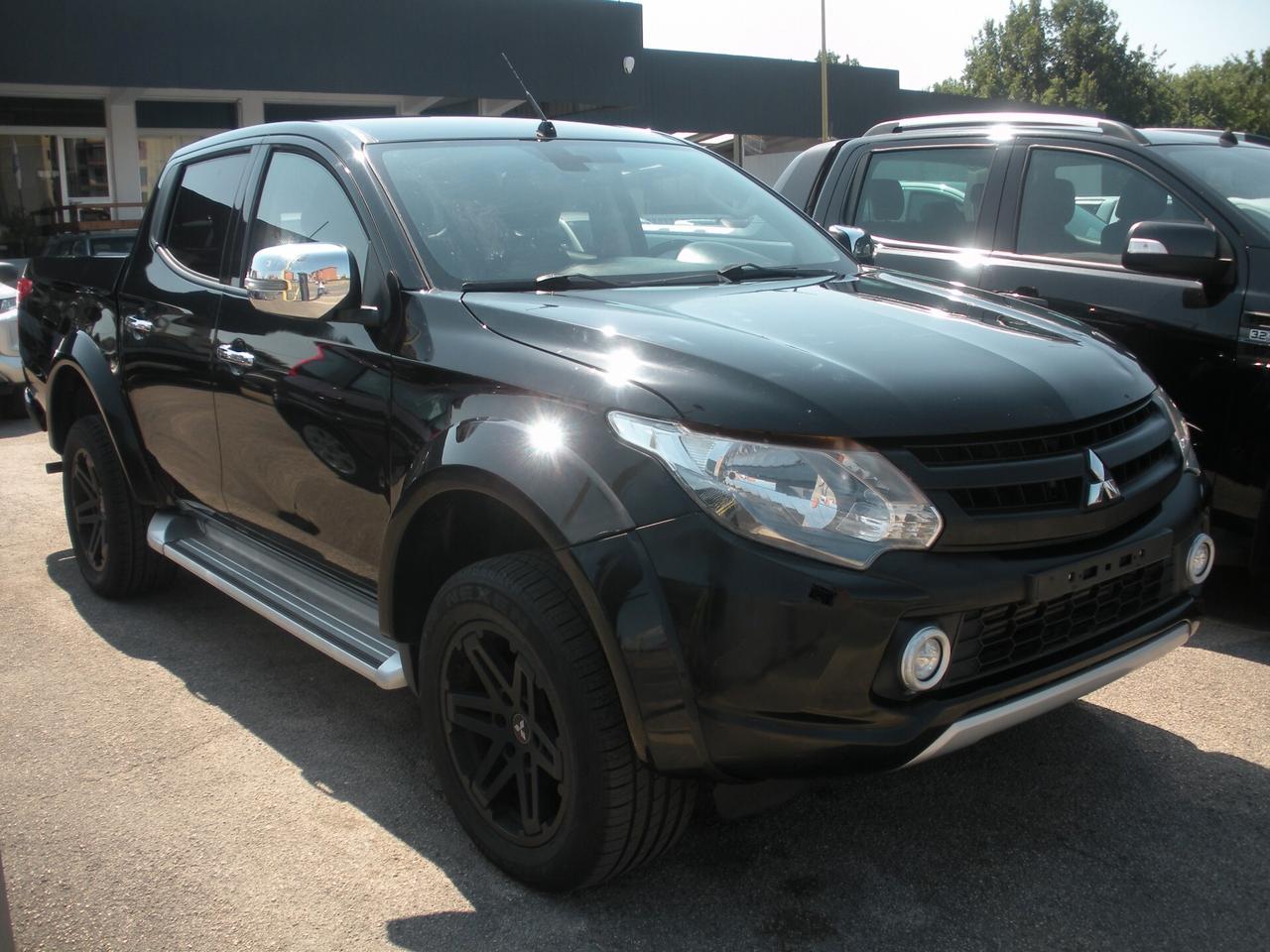 Mitsubishi L200 2.4 DI-D/181CV Double Cab Intense PACK-BLACK