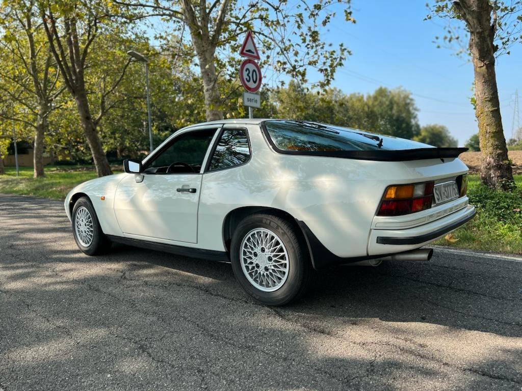 Porsche 924 Turbo - 1982