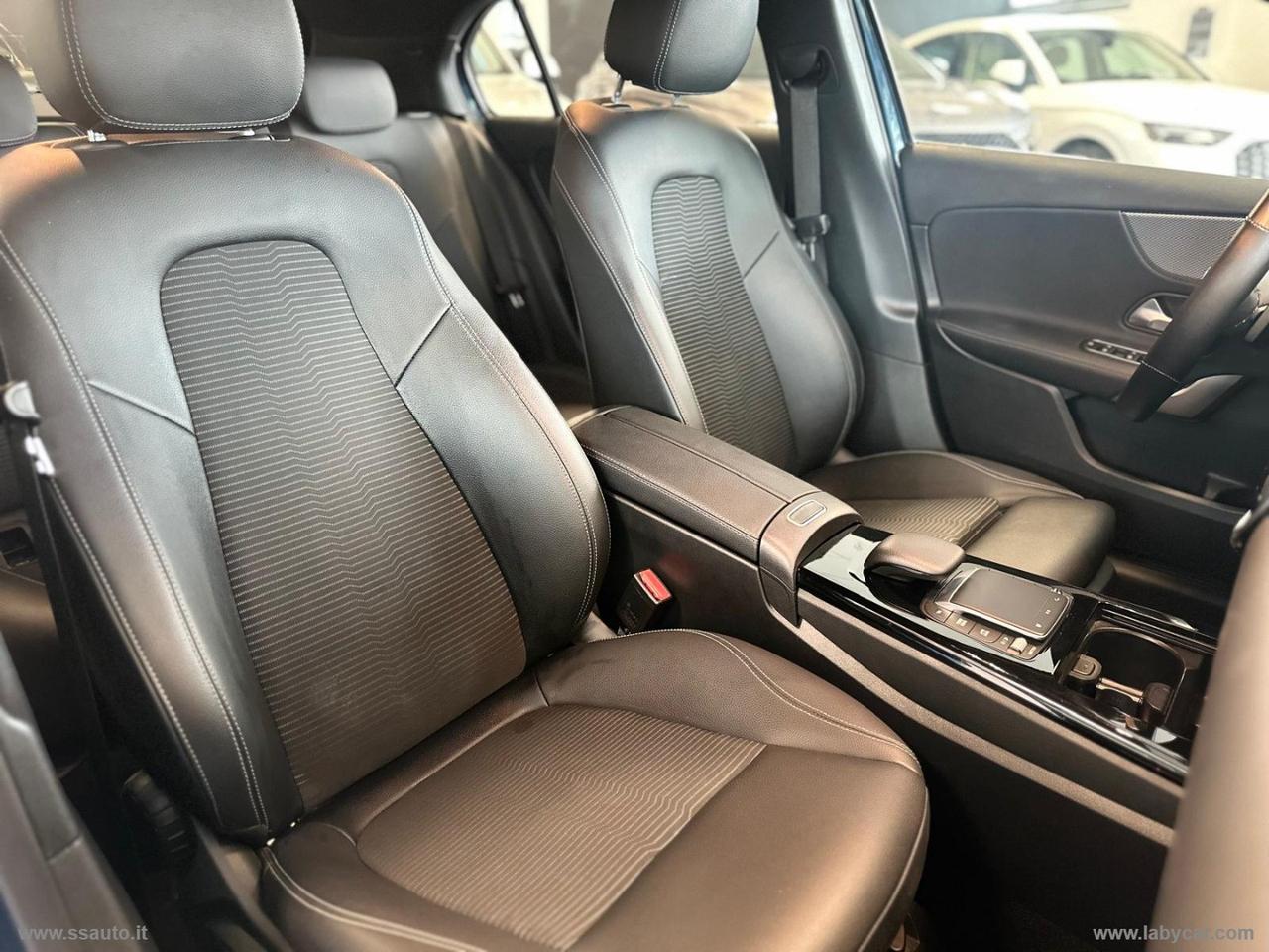 MERCEDES-BENZ A 180 d Automatic Premium