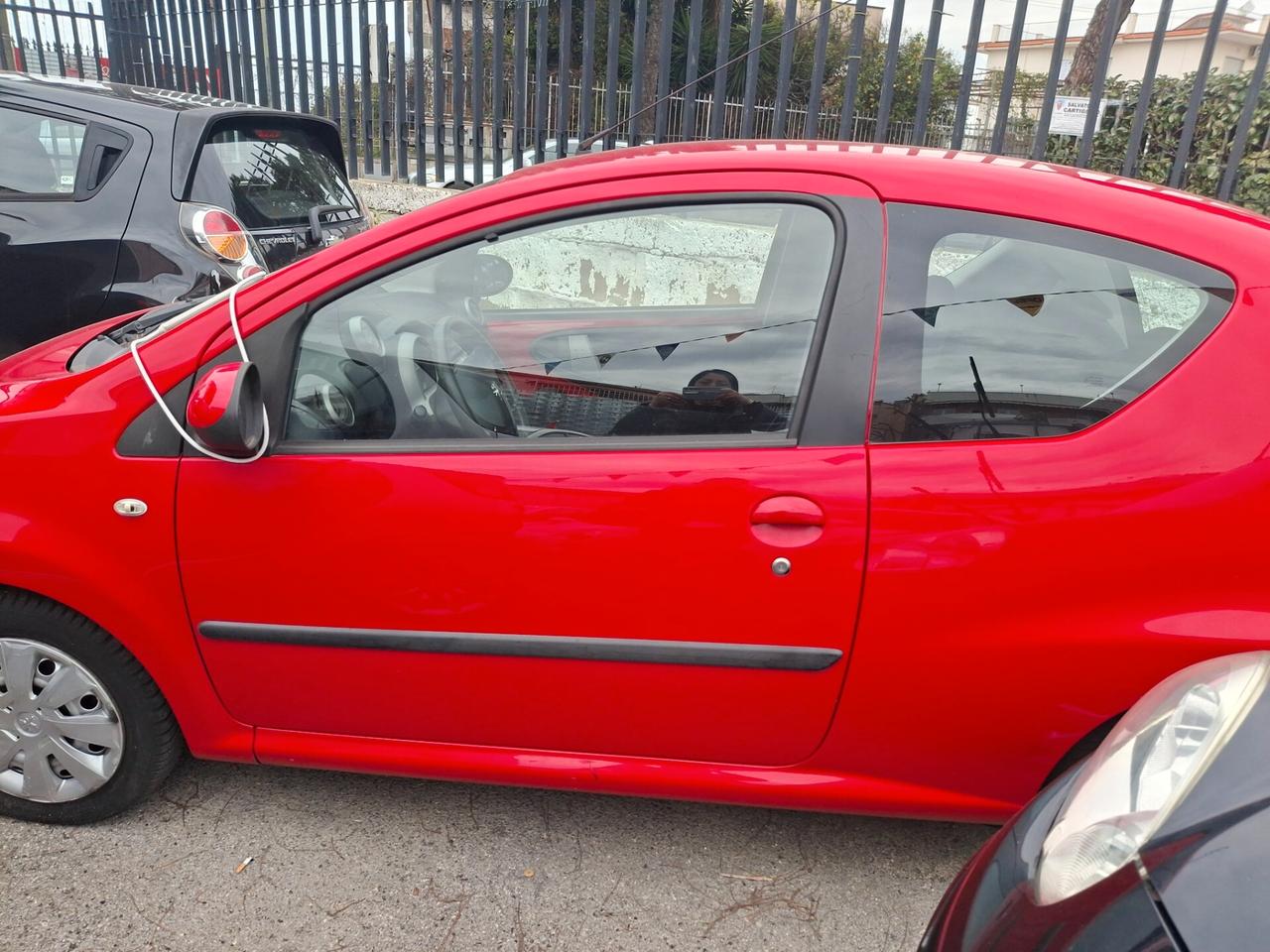 Peugeot 107 1.0 68CV 3p. Access