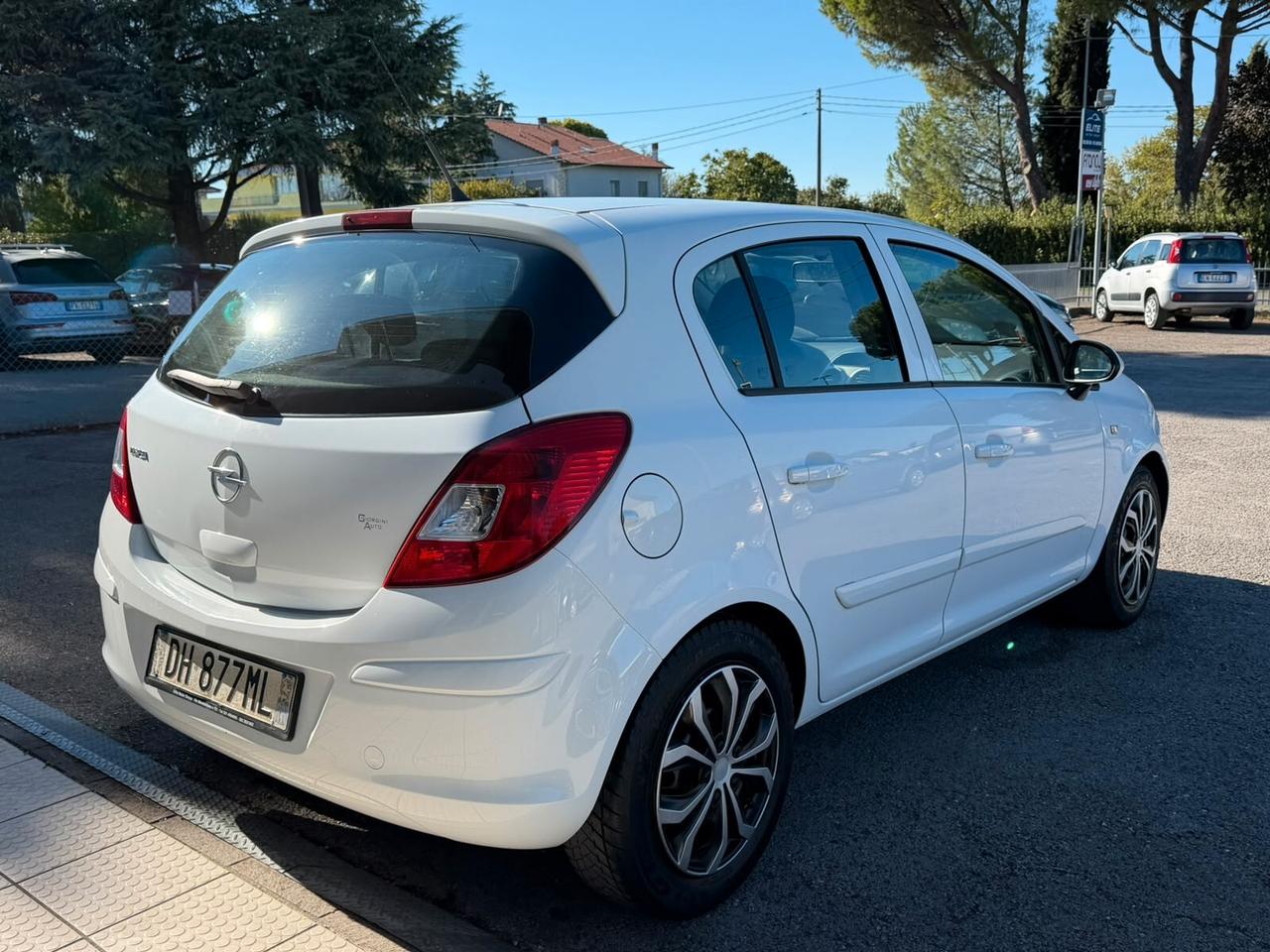 Opel Corsa 1.0 12V 5 porte Enjoy