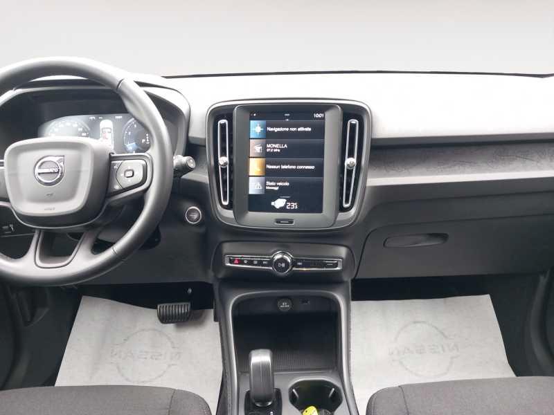 VOLVO XC40 1.5 t2 Momentum Core auto