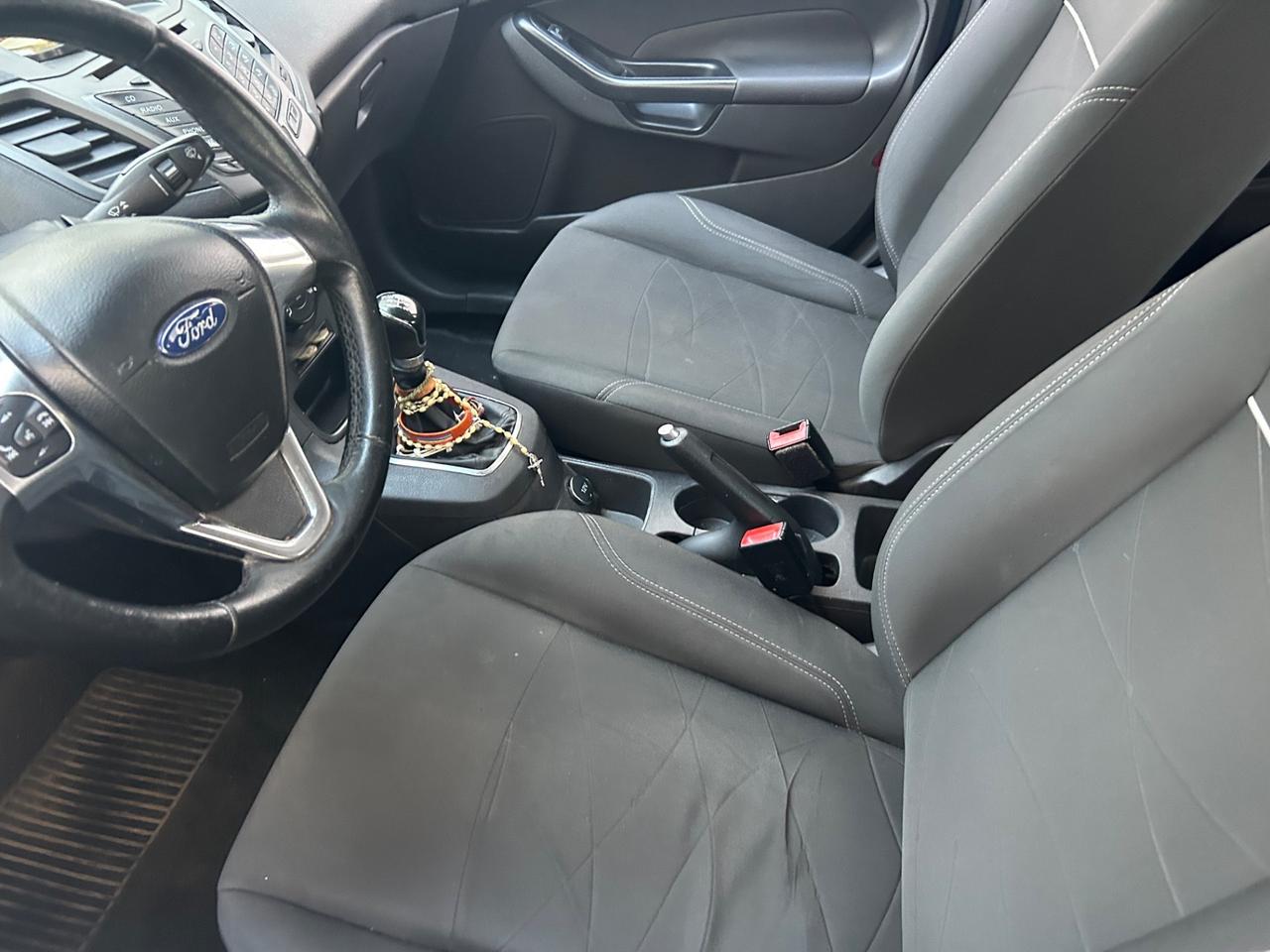 Ford Fiesta 1.2 60CV 5 porte Titanium