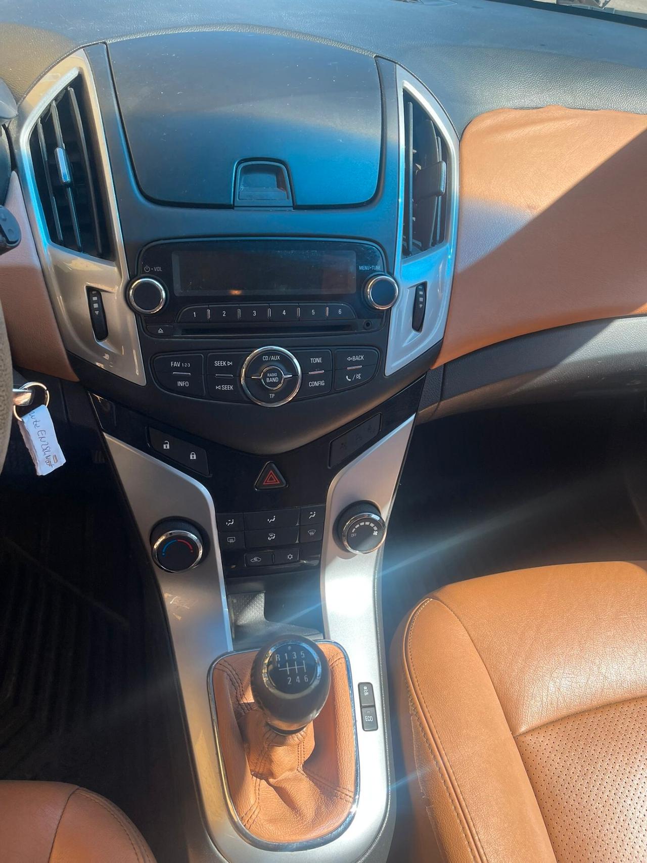 Chevrolet Cruze 1.7 Diesel Station Wagon LTZ